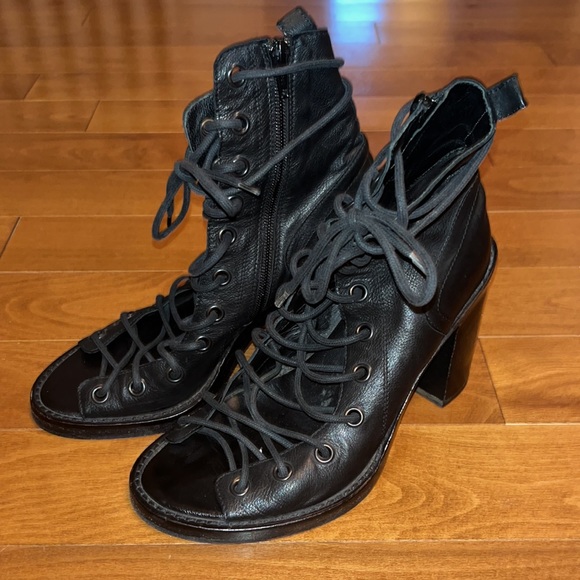 ANN DEMEULEMEESTER laced up heeled sandals - Picture 2 of 9